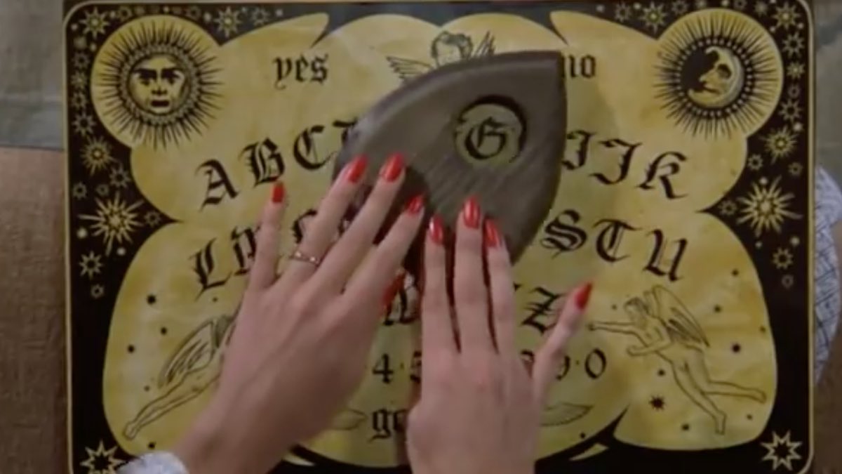 horrorcitydet's tweet photo. Witchboard

Initial release: December 31, 1986
Director: Kevin S. Tenney

 #horrormovies #horrorcitydetroit #horrorfan #scary #creepy #horrormovie #FATBOYMEDIA #movie #spooky #film #horrorcommunity #horrorfilm #movies #horroraddict #terror #dark #DRCPARMY #thriller #gore https://t.co/2DjGoUZ1K0