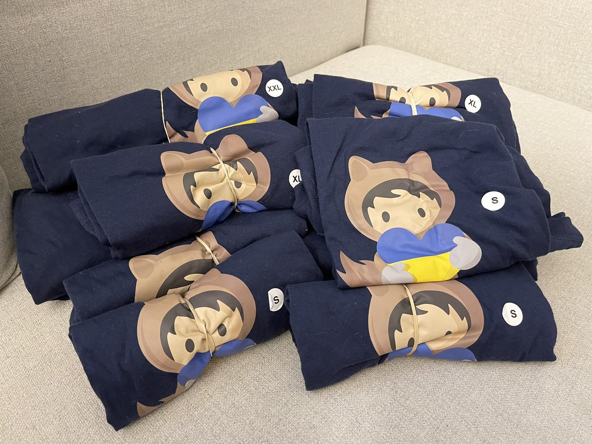 Getting ready to <a href="/FTDreamin/">French Touch Dreamin</a> day and of course I’m bringing some Ukrainian <a href="/salesforce/">Salesforce</a> shirts! 

Find me or <a href="/sfdcKokua/">sfdcKōkua 🍥</a> if you wanna buy one and donate some money to #UkrainianCommunity 🇺🇦