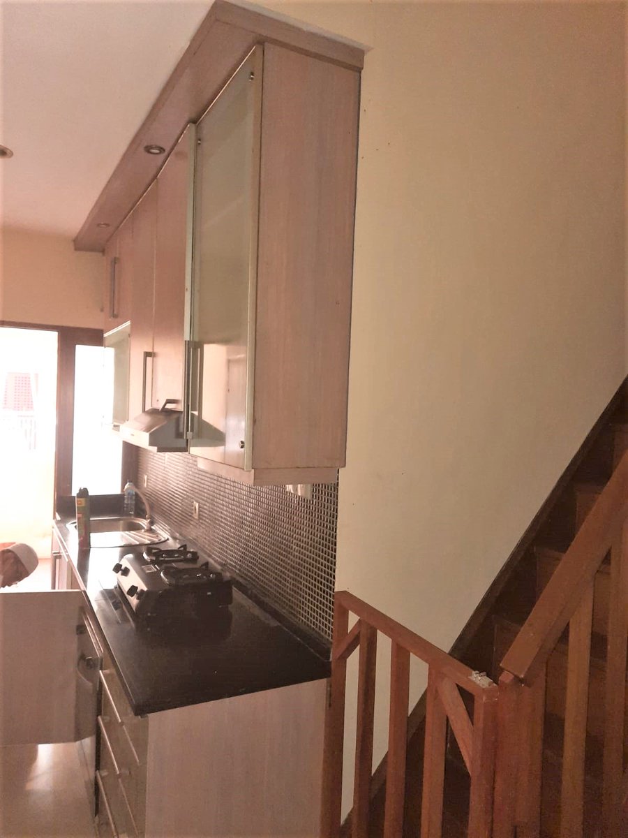 gudangsproperty's tweet photo. RUMAH DISEWAKAN DI BINTARO SEKTOR 9 LOKASI BAGUS &amp; SIAP HUNI

Spesifikasi :
Luas Tanah : 120 m2
Luas Bangunan : 70 m2
Kamar Tidur : 2+1 Kamar
Kamar Mandi : 1+1 Kamar
Lantai : 1 Lantai
Listrik : 2.200 Watt
Line Tlp : 1 Line
Harga : Rp. 50 jt/th

#RumahSewa #KucicaBintaro #Sektor9 https://t.co/6qYJL990M6