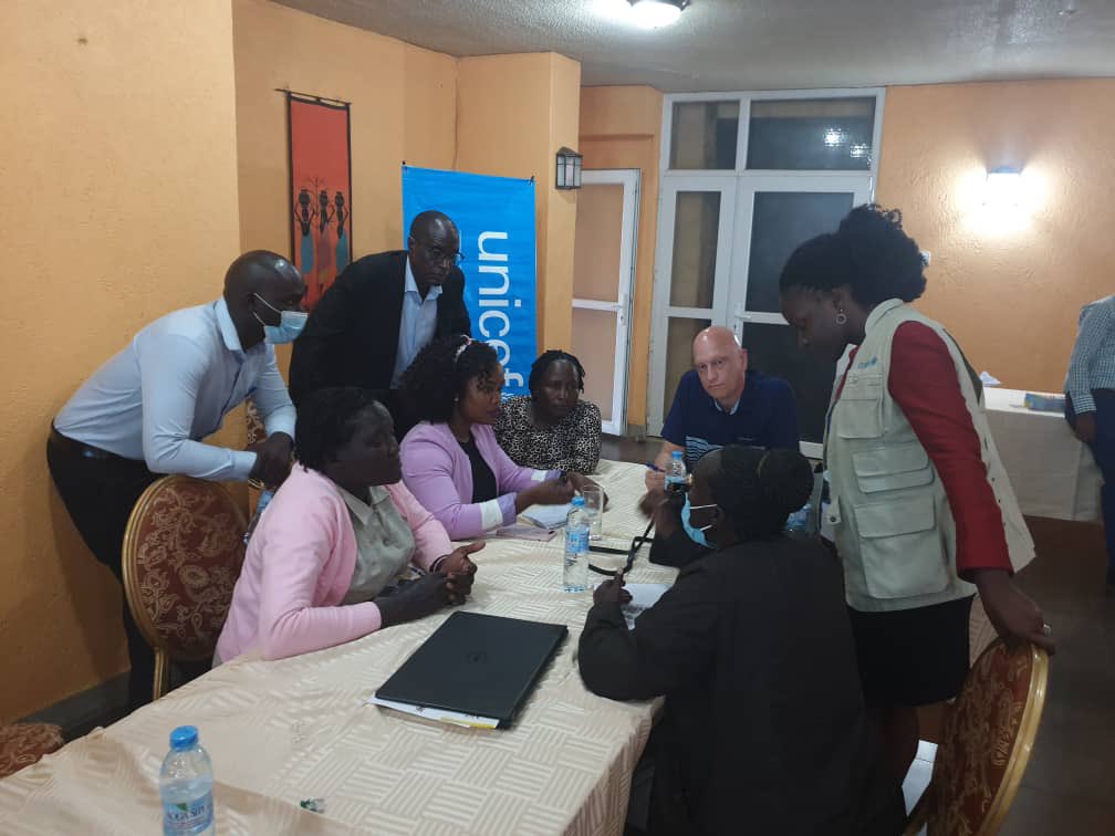 ghafboss's tweet photo. Orientation session for members of #RCCE rapid response teams 5 Kampala divisions.  A theoretical session with simulation exercise which took place with technical and financial support of @UNICEFUganda  @MSF_france @KCCAUG @WHOUganda teams. #InstutitionCollaborationWorkInOutbreak https://t.co/6q5LlgEQQM