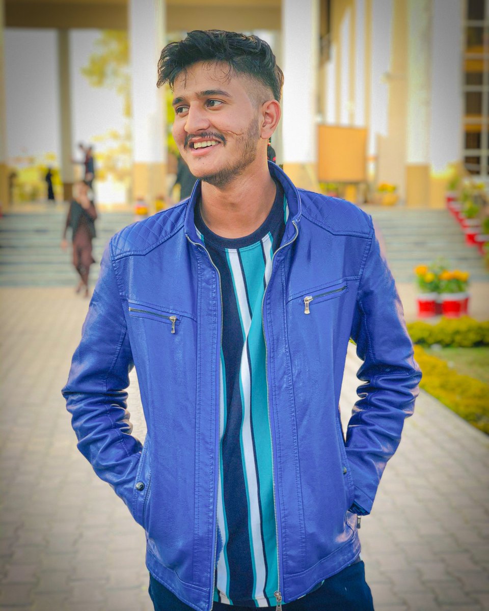 shebik6t6's tweet photo. 𝘊𝘳𝘶𝘪𝘴𝘪𝘯𝘨 𝘰𝘯 𝘔𝘺 𝘖𝘸𝘯
#PAKvsEng #MexicoVsArabia 
#WorldCup #Messi #NaturePhotography https://t.co/DsOn3ff2Ux
