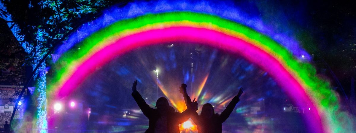 PCC_Help's tweet image. 🌟 Ready…Set…Glow! 🌟
Get to Cosham tonight at 5pm to have a ball at our Christmas Lights Switch On Party - hosted by Wave 105's Mark Collins. 
Find out more 👉🏻bit.ly/ports-xmas22
#PortsXmas22