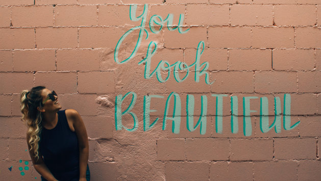 [🔎 Etude] Les 10 tendances qui vont façonner l’industrie de la #mode en 2023 selon le rapport State of Fashion 2023 de <a href="/BoF/">The Business of Fashion</a> et <a href="/McKinsey/">McKinsey & Company</a>

bit.ly/3OPywen

#retail #RetailMode #MarcheTextile #fashion