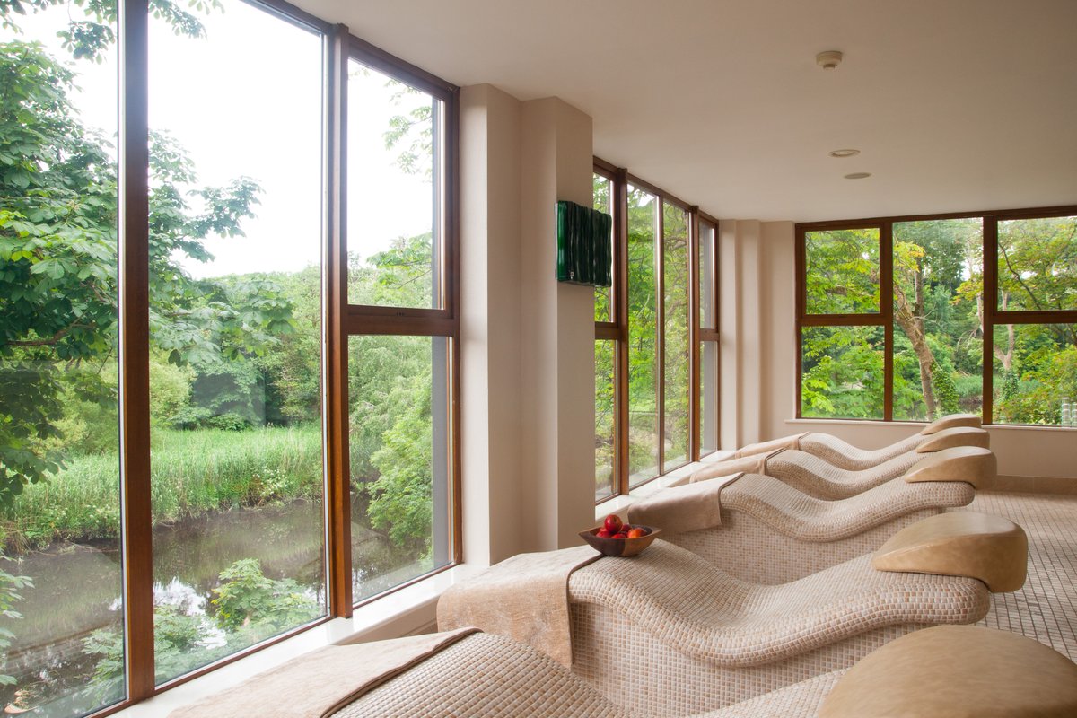 goss_ie's tweet photo. WIN: An overnight stay for two at @Fallshotel with breakfast, plus a Spa Ritual treatment each in their River Spa 😍

Enter the competition on our Instagram page here: https://t.co/eVyEaTiw33

#12DaysOfGossmas https://t.co/EP2Nxv8FR3