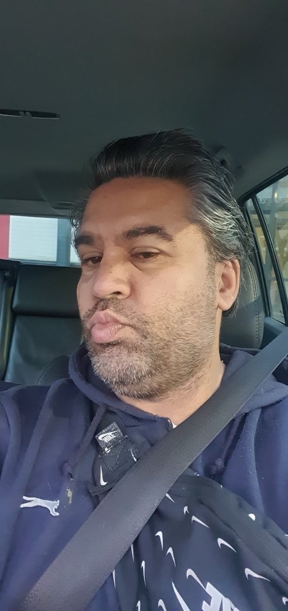 aftabh47's tweet photo. Good morning everyone I hope your all good and everyone feeling the spirit of Christmas as we are all ready but not done just need to get some more bits un bobs to finish it off. And may everyone be blessed for the rest of the day https://t.co/E2dftARyJK