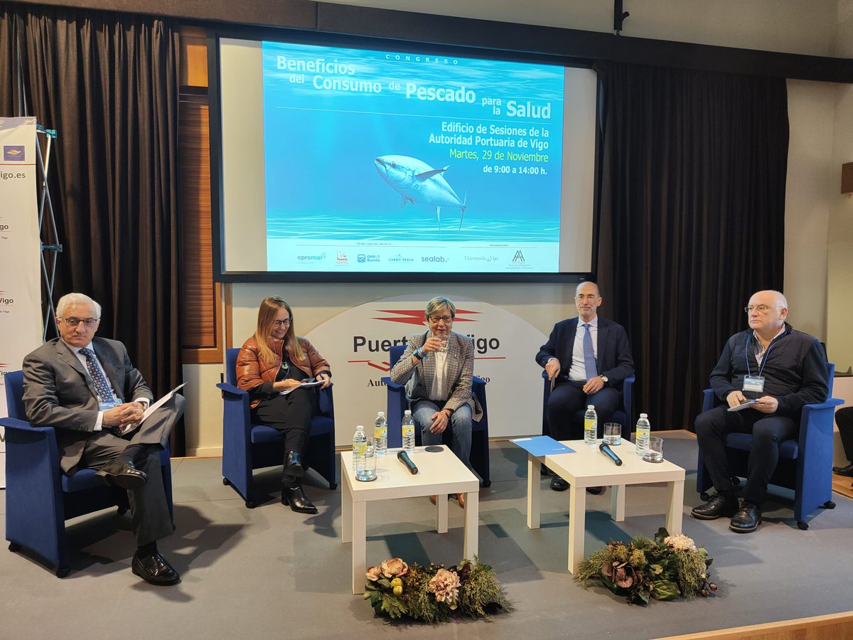 BluesFip's tweet photo. Los socios de @BluesFip, @Opromar1, @oppburela y #ANECTEAM participaron este martes en el #Congreso "Beneficios del consumo de #pescado en la salud pública".
#Pesca #YoComoPescado https://t.co/u7prjWbSOR
