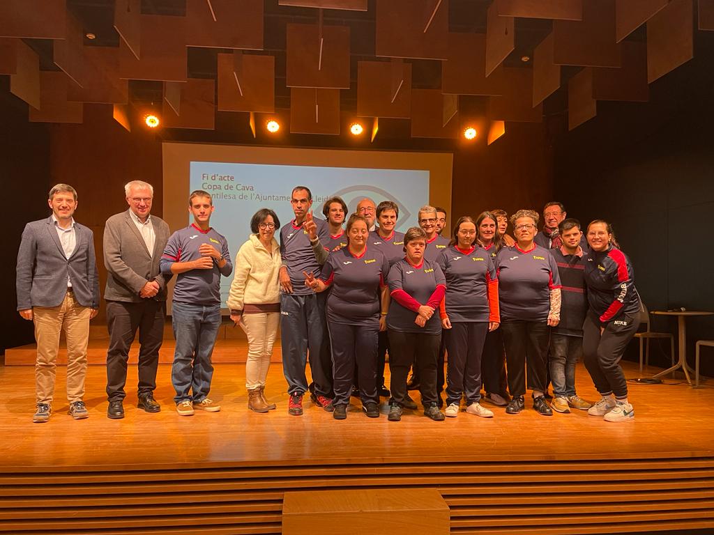 La celebració a #Lleida va encetar ahir els actes amb motiu del #DiaInternacionaldelVoluntariat de la #FCVS❗️

Ens fa il·lusió tornar-hi, tornar sobretot a compartir celebracions per reconèixer el compromís i la implicació de les persones voluntàries 🙋🙋‍♀️
#SumemMirades