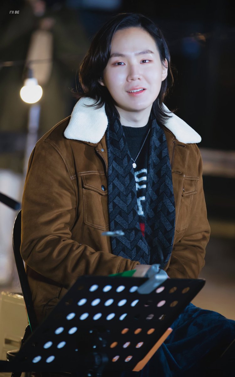 221129 원더버스킹
퍼스널컬러 겨울인 남자❄️

#호피폴라 #아일