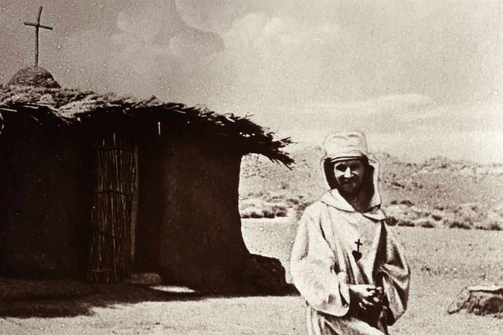 bisbatgirona's tweet photo. 😇 #Santoral 1/12/22: Carles de Foucauld (a la imatge), Eloi (patró dels #calderers, #electricistes, #ferrers, #joiers, #mecànics, #orfebres, #rellotgers i #veterinaris). Ageric, Ansà, Nahum, Olimpíades, Càndida, Florència, Natàlia. Bon Advent! 🕯️ https://t.co/kElU6JEGkX