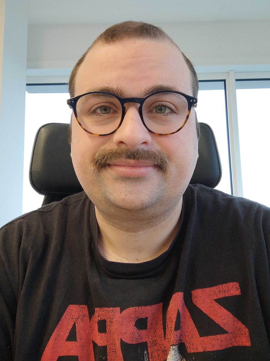 Jeffrey Yeti tweet media