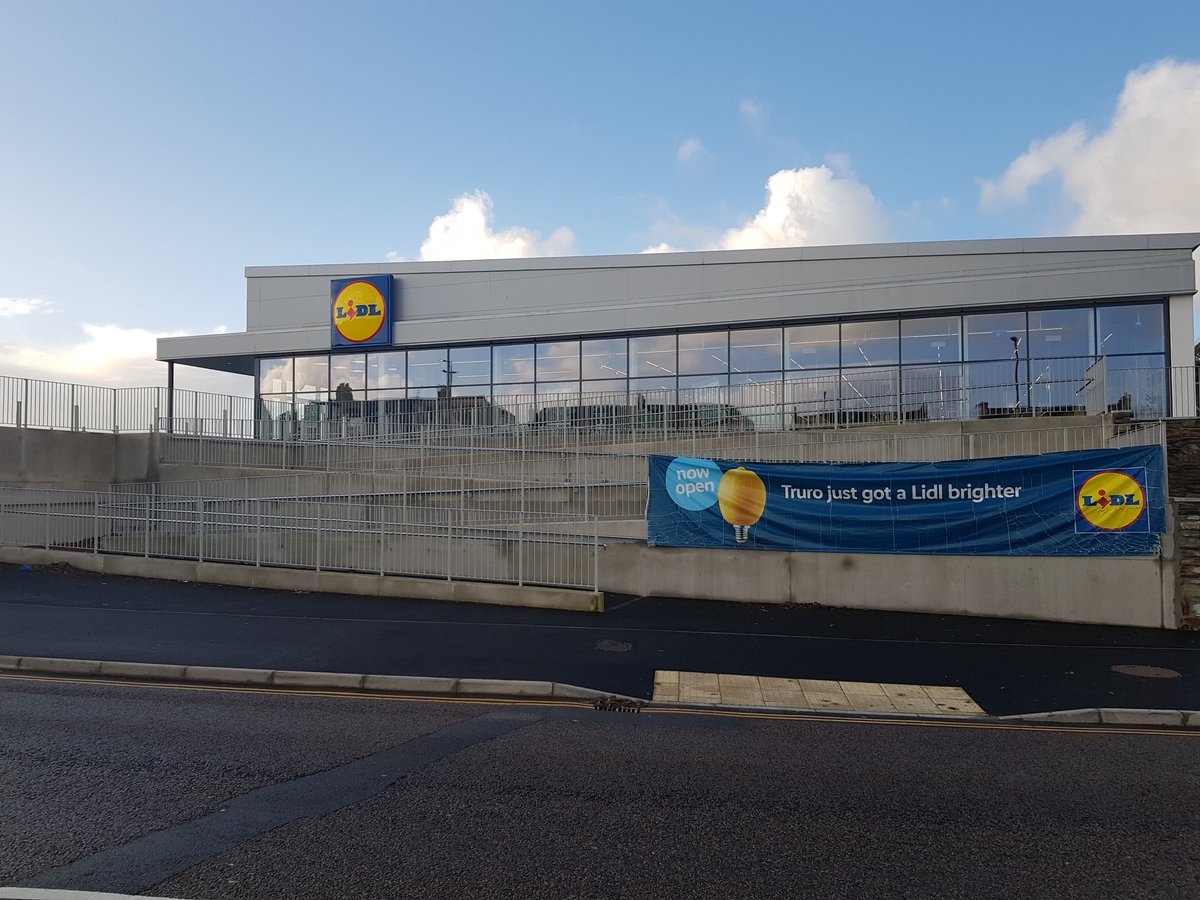 Andrew Cameron tweet media