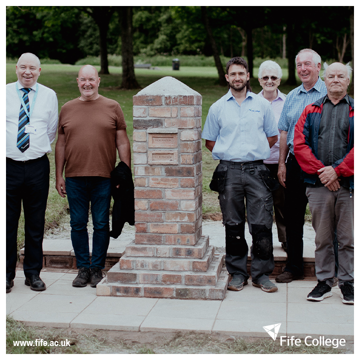 fifecollege's tweet photo. Do you have a keen interest in supporting communities?
Our online Participatory Budgeting and Grant Making course is for you!

Learn how to bring people together to create empowered communities.

Find out more:⬇️ 
https://t.co/tyfb86Vd3h

@FifeVolAction https://t.co/L6tUAG3ljK