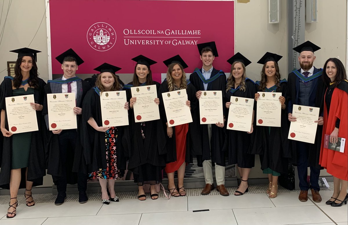 VMcC_ScienceEd's tweet photo. Congrats to the PME science teacher graduates 🎓 Class of 20-22! @uniofgalway @edtechne Outstanding Science, Physics, Chemistry and Biology teachers strolling into classrooms throughout the country and beyond. Wishing you well in the years ahead! #STEMeducation https://t.co/u1KNpZ4YOP