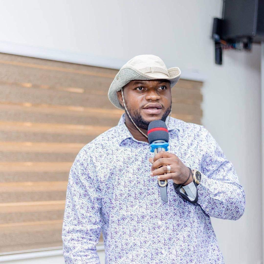 BansiHakeem's tweet photo. Brogya will Lead an intense and sustained advocacy/pressure on the incompetent NPP government through regular nationwide activities to pressurize the government on all the wrongs committed. NO time to play gentle and NO time to be dull.
@AnnanPerry @MPKwarteng_

#NyameBeye
#YLoC. https://t.co/7EO2zFKqRK