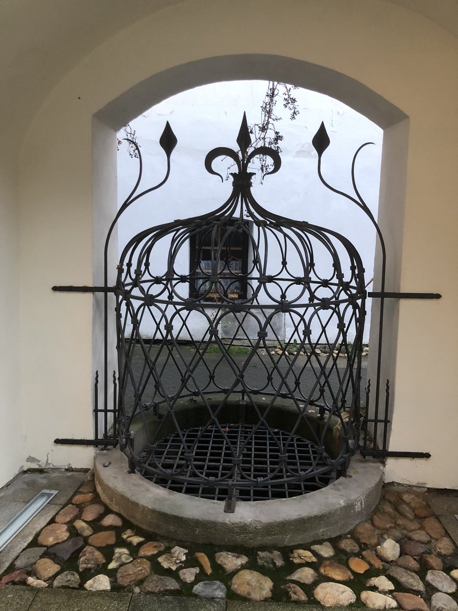 evelinasem's tweet photo. Dům Štěpánka Netolického v Třeboni: #trebon #spa #renaisance https://t.co/j6WiiZhqUx