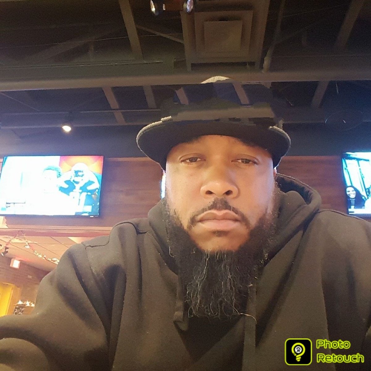 Charlton Brown tweet media