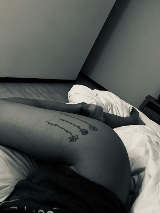 What do you think? https://t.co/1ApYmpwsli<a href="/tag/lingerie"class="tags"><span>#lingerie</span></a><a href="/tag/sexy"class="tags"><span>#sexy</span></a><a href="/tag/relaxation"class="tags"><span>#relaxation</span></a><a href="/tag/feelgood"class="tags"><span>#feelgood</span></a><a href="/tag/tuesda"class="tags"><span>#tuesda</span></a>