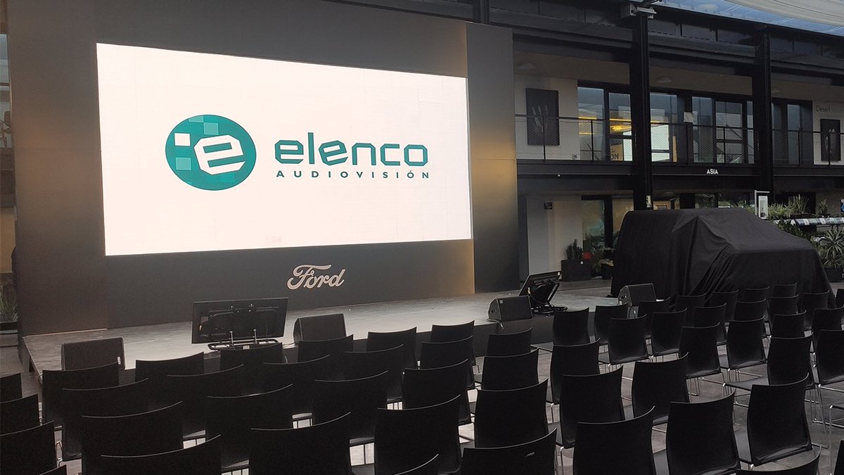 ElencoAv's tweet photo. Hace unos días compartimos con @ford el evento que tuvo lugar en el exótico @visitdesertcity, donde Elenco se encargó de los medios audiovisuales. Llamó la atención la pantalla que se instaló y fue gran protagonista del evento. #elencoaudiovision #ford #desertcity  #eventomadrid https://t.co/VsvC2uE67o