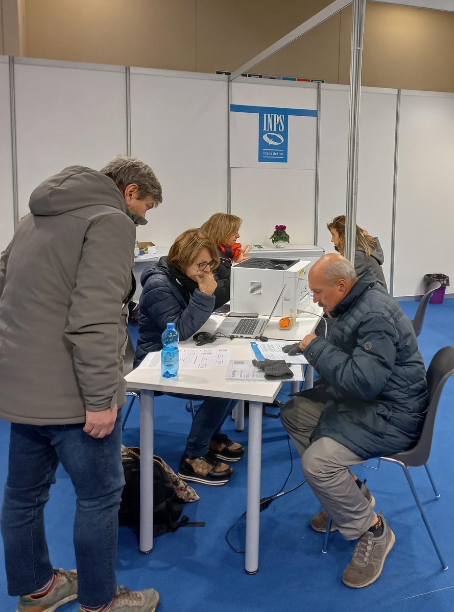 INPS_it's tweet photo. Lo stand #INPS alla manifestazione @IOLAVORO a #Torino. Vieni a trovarci!
#InpsComunica #iolavoro @LingottoFiere https://t.co/n2lsVOLUq7