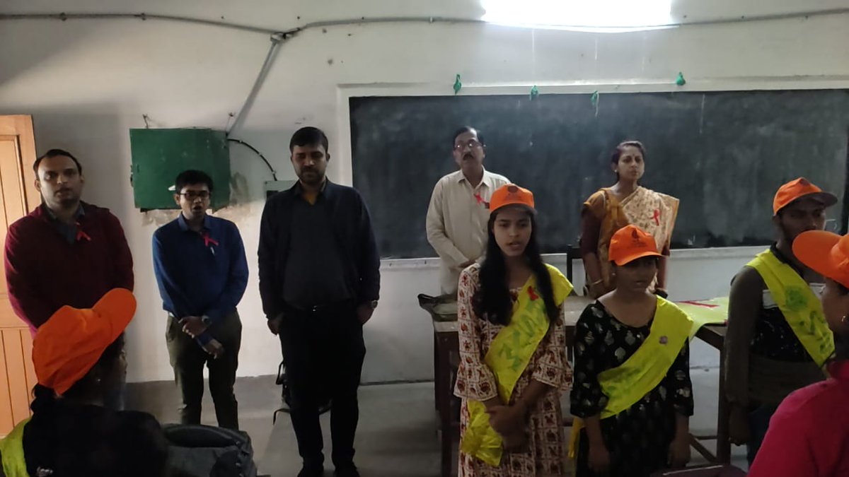 SrsvmNssUnit2's tweet photo. World AIDS day observation by the 
NSS Unit 
Sri Ramkrishna Sarada Vidyamahapitha  
Kamarpukur, Hooghly. https://t.co/FQeIQF65FF