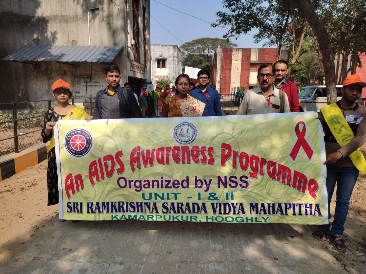 SrsvmNssUnit2's tweet photo. World AIDS day observation by the 
NSS Unit 
Sri Ramkrishna Sarada Vidyamahapitha  
Kamarpukur, Hooghly. https://t.co/FQeIQF65FF