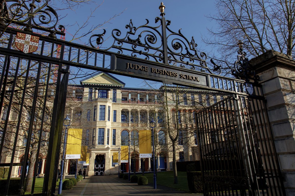 Cambridge Judge (@cambridgejbs) on Twitter photo Join our cohort of <a href="/CJBSsocinnov/">Cambridge CSI</a> students as Professor <a href="/profwendysmith/">Wendy Smith</a> draws on over 25 years of research to argue that our typical either/or approaches to tensions can be limiting.
š
7 December
ā° 17:30 GMT
š» Online
We hope to see you there! loom.ly/pn7ECEA Join our cohort of <a href="/CJBSsocinnov/">Cambridge CSI</a> students as Professor <a href="/profwendysmith/">Wendy Smith</a> draws on over 25 years of research to argue that our typical either/or approaches to tensions can be limiting.
š
7 December
ā° 17:30 GMT
š» Online
We hope to see you there! loom.ly/pn7ECEA