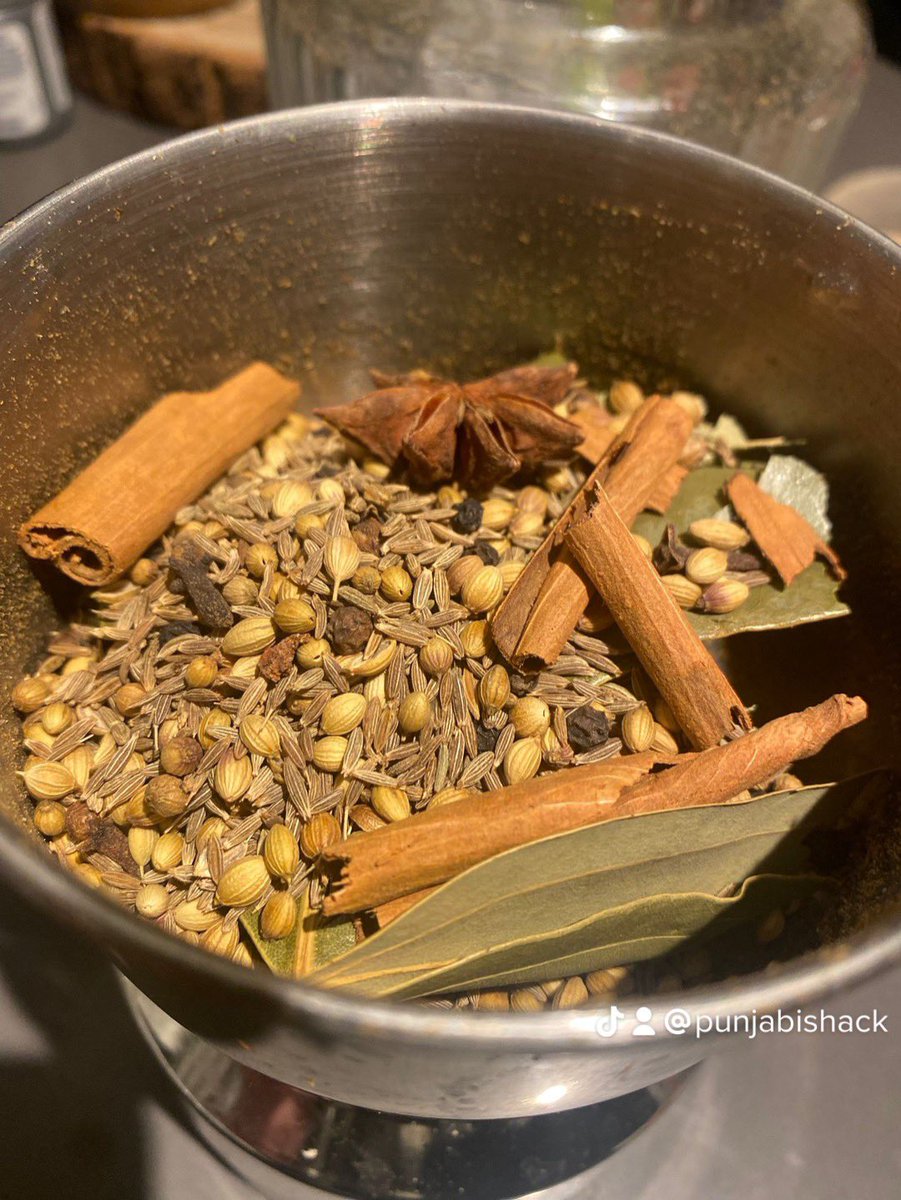 PunjabiShack's tweet photo. Fresh spice https://t.co/89mip84E9L