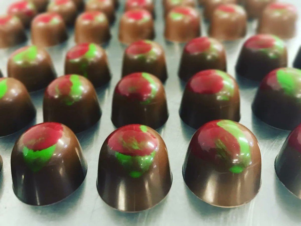 We can't believe it's December already!🍫🎅

The big question is, when do you put up the decorations? 🎄

chezemily.ie

#chezemily #december #christmasishere