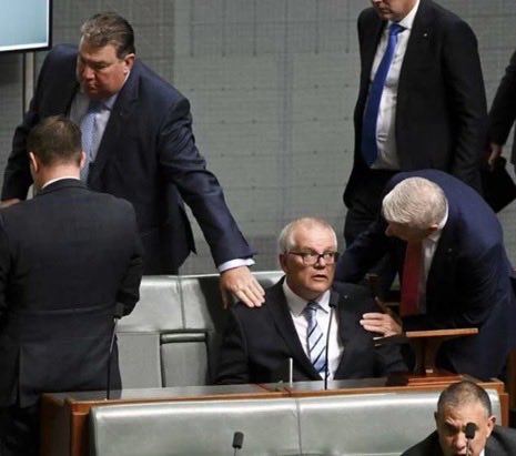 Hugh Riminton tweet media