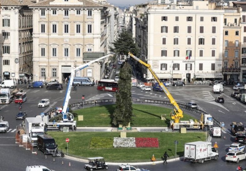 MrESTINZIONE's tweet photo. Sto tornando, merde https://t.co/AZTuhd5Nux