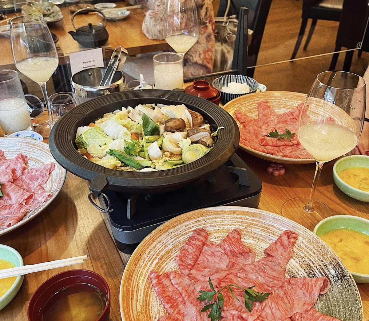 devil00025's tweet image. 먹거나 놀아요