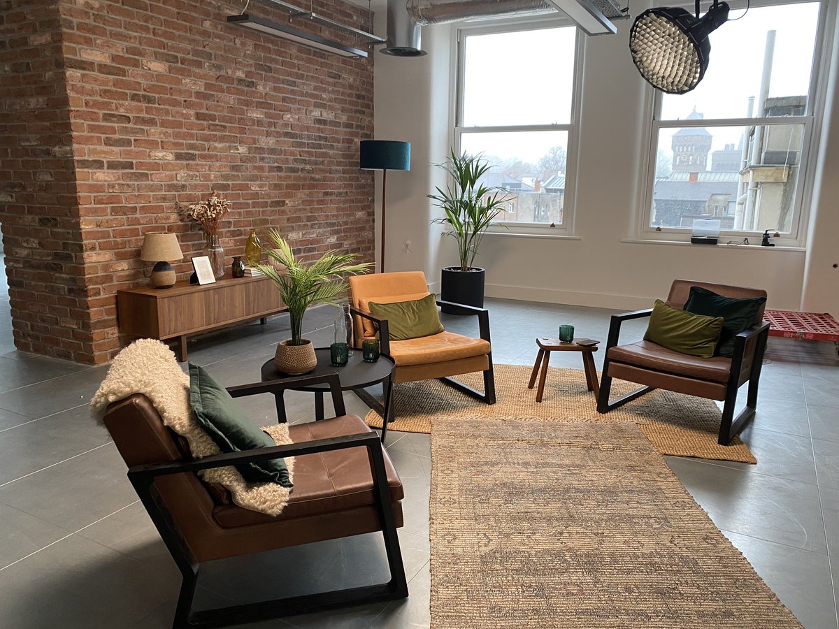 Emma Lane (@dyskochick) on Twitter photo A cosier set for day 2 of filming with <a href="/cheneydrew/">Dr Cheney Drew</a> bringing participant and support partners voices to understanding experiences of clinical trials @Brainunitwales <a href="/CureParkinsonsT/">Cure Parkinson's</a> <a href="/ParkinsonsUK/">Parkinson's UK</a> A cosier set for day 2 of filming with <a href="/cheneydrew/">Dr Cheney Drew</a> bringing participant and support partners voices to understanding experiences of clinical trials @Brainunitwales <a href="/CureParkinsonsT/">Cure Parkinson's</a> <a href="/ParkinsonsUK/">Parkinson's UK</a>
