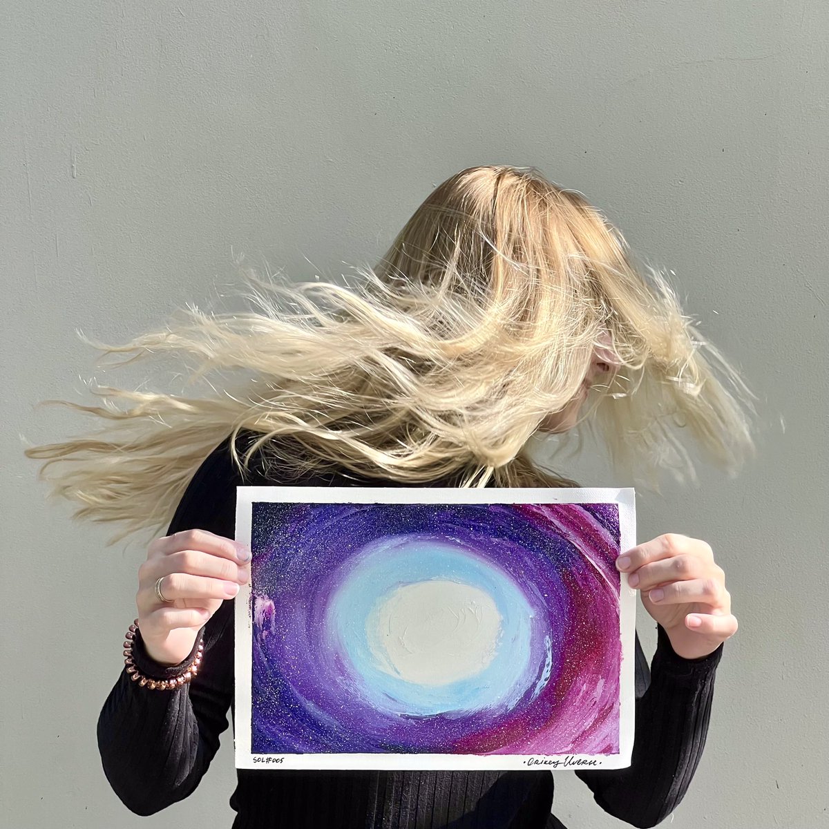OrikeyUverse's tweet photo. What’s going on?? 😱 Second sale? OMG @LovelyHodl gave me back the faith in my art 💖 thank you sweet I hope Sol#002 brings to you colourful energy and lovely mood 🤍🤍🤍
#HODL #NFTFam https://t.co/1ZFyNtzFTb