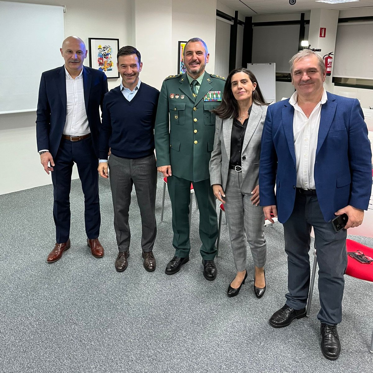 Gracias al coronel Juan Salom Clotet, líder la Unidad de Coordinación de Ciberseguridad de la <a href="/guardiacivil/">Guardia Civil</a>, por compartir con nosotros sus conocimientos. ¡Nos ha resultado muy interesante!

palibex.com/noticias/ciber…

#CiberSeguridad #Transporte