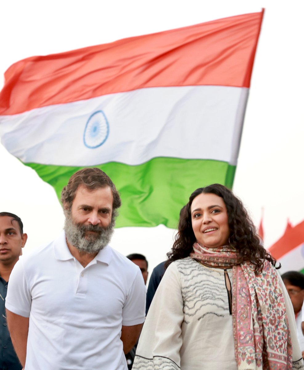 ReallySwara's tweet photo. Joined @bharatjodo yatra today &amp; walked with @RahulGandhi. The energy, commitment &amp; love is inspiring! The participation &amp; warmth of common people, enthusiasm of Congress workers &amp; RG’s attention &amp; care toward everyone &amp; everything around him is astounding!  ✊🏽🇮🇳💛✨ @INCIndia https://t.co/k3RqKxT1gh