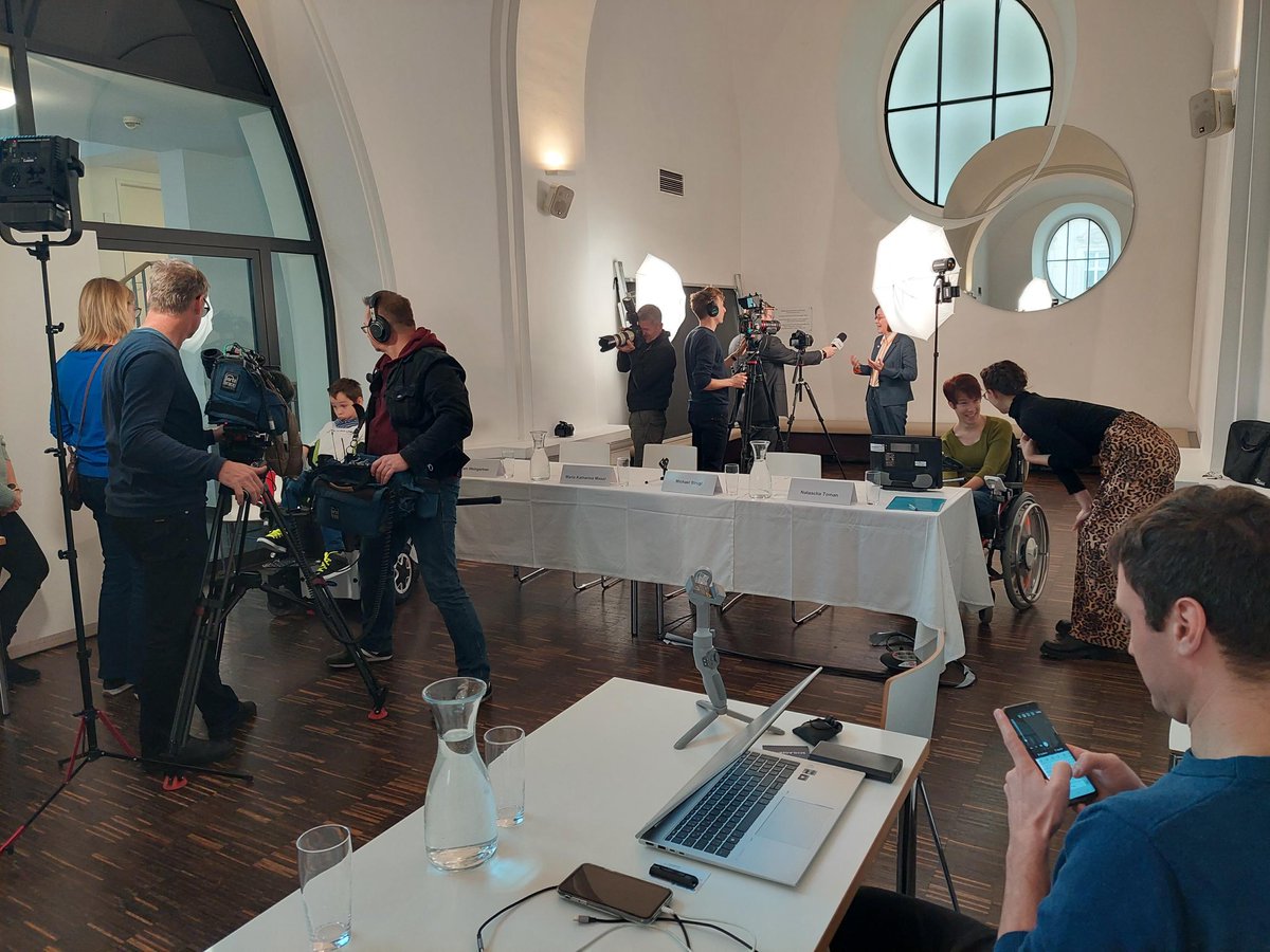 Zum Tag der Menschen mit #Behinderung sprechen heute 2 Menschen für sich selbst: Liam Weingartner und Natascha Toman kommunizieren mit Hilfe assistierender Technologien. Diese sind teuer. Es gibt aber immer noch keinen #Rechtsanspruch auf technische #Hilfsmittel für Kommunikation