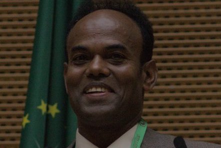 Day 3 #AfricaPGISymposium22 Dr Yenew Kebede @africaCDC Talk to people in a way that matters to them. This will help to translate what we do, find in the lab into action. #diseasesurveillance #pathogengenomics
#AfricaPGI
#BeyondCovid19
#GenomicsforAfrica2022