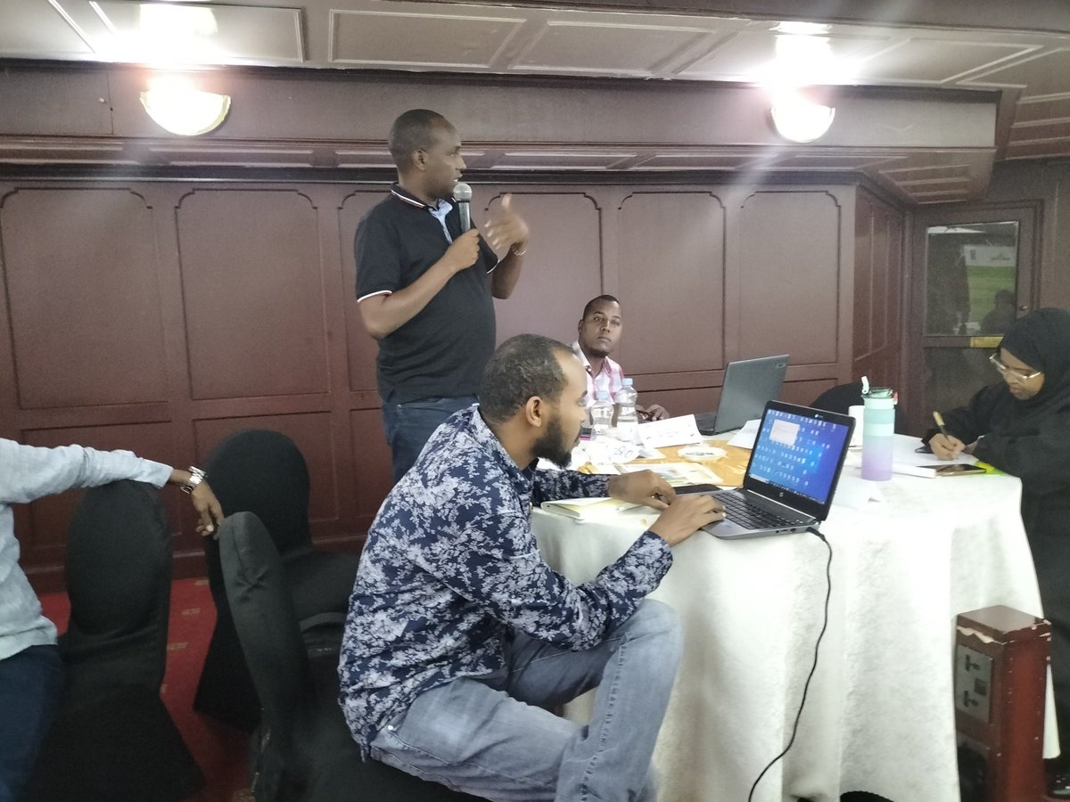 JamilaFarahAli1's tweet photo. Happen Now:PSC learning platform for Northern Region partners on community based human rights promotion approaches, lessons and good practice @EUinKenya @UNDPKenya @amkeniwakenya @Nairobi safari club @AbuMahirJ @Borbor2013 @osmanyahye1  #Accesstojustice #LegalAid #PleadYetu https://t.co/JjBhQysPd1