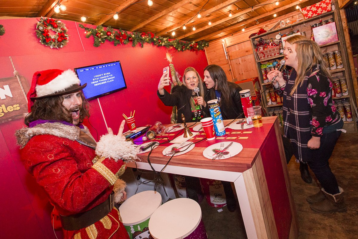 It's December 1st &amp; the Christmas countdown is officially ON! To celebrate here's a #throwback to our Pringles Crispmas Markets we delivered with <a href="/zeal/">zeal</a>. Pring-elves, Karaoke, Pringles &amp; Pigs in Blanket cocktails (yes, we went there!) "Oh we wish it could be Crispmas every day!"