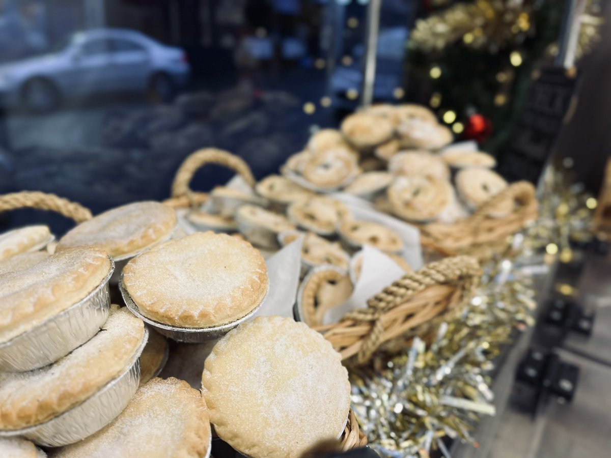 Mince Pies have just been delivered 😍 #shoplocal #thebest #festive