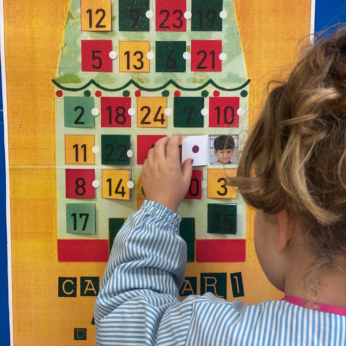 vedrunatorello's tweet photo. La màgia del Nadal ja arriba a l’escola amb els calendaris d’advent‼️
Comença el compte enrere…💫✨🎄
#mesmagic #laventuradaprendre https://t.co/i4BJR9YIqF