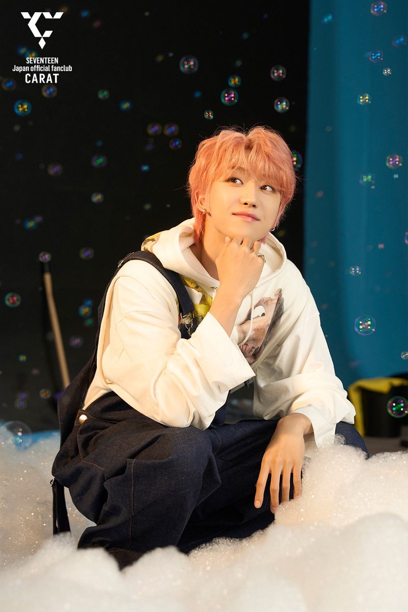 Joshua and Minghao Dream Jacket Shoot Behind Photos
#SEVENTEEN #세븐틴 #THE8 #디에잇 #徐明浩 #MINGHAO
 #JOSHUA #조슈아 #ホン・ジス #SEVENTEEN