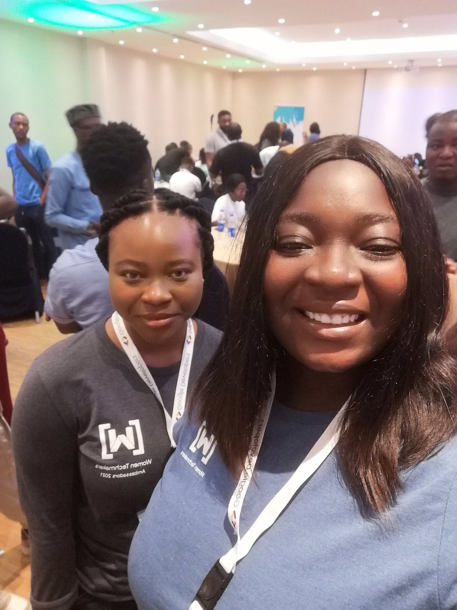 JennDdev's tweet image. This tweet 👇won me a @tunga_io backpack at #DevFestLagos2022 
@gdglagos saw my tweet they ❤️ it, @MaryanneOnuoha read it on stage &amp;amp; called me up. I ran with excitement &amp;amp; @tushgeek asked me what&apos;s d best nigerian food I have eaten. I said Egusi and Eba 🍛 😊
A lovely 🎒for me
