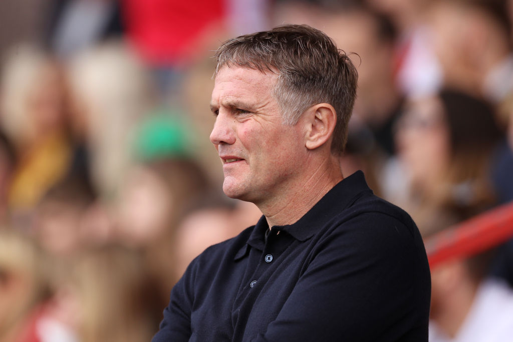 Happy birthday to former Southampton trainee Phil Parkinson, who is 5  5  today  