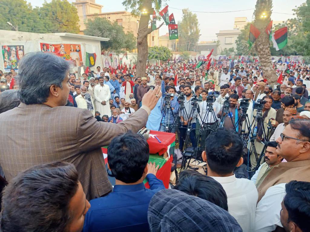 awais_shah01's tweet image. Held public gathering in Sukkur to celebrate the 55th #PPPFoundationDay.