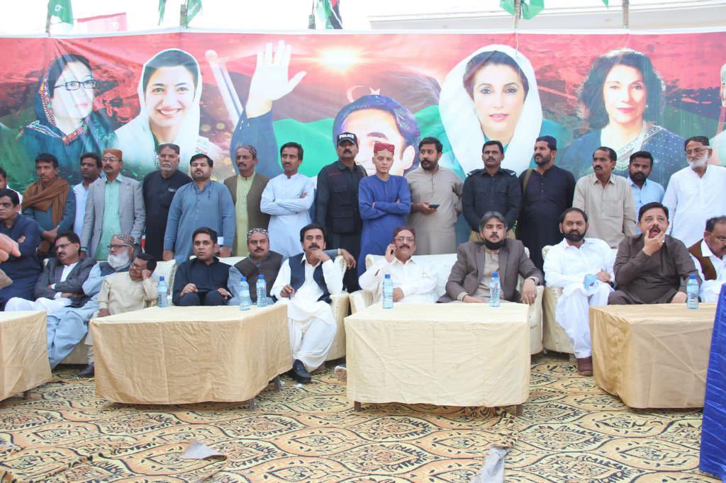 awais_shah01's tweet image. Held public gathering in Sukkur to celebrate the 55th #PPPFoundationDay.