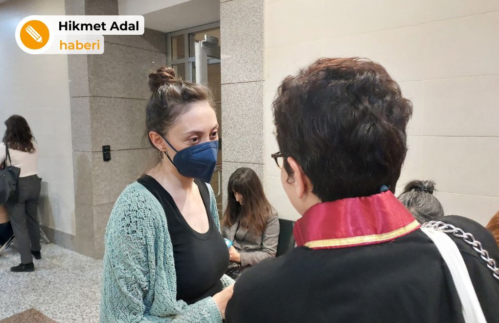 Gazeteci Beyza Kural'ın darp edilmesi | Polislere 10 taksitle 6 bin lira ceza Kural'ın avukatı Meriç Eyüboğlu: 'Bile isteye kötü muameleye maruz bırakıldı' bit.ly/3H1lybO