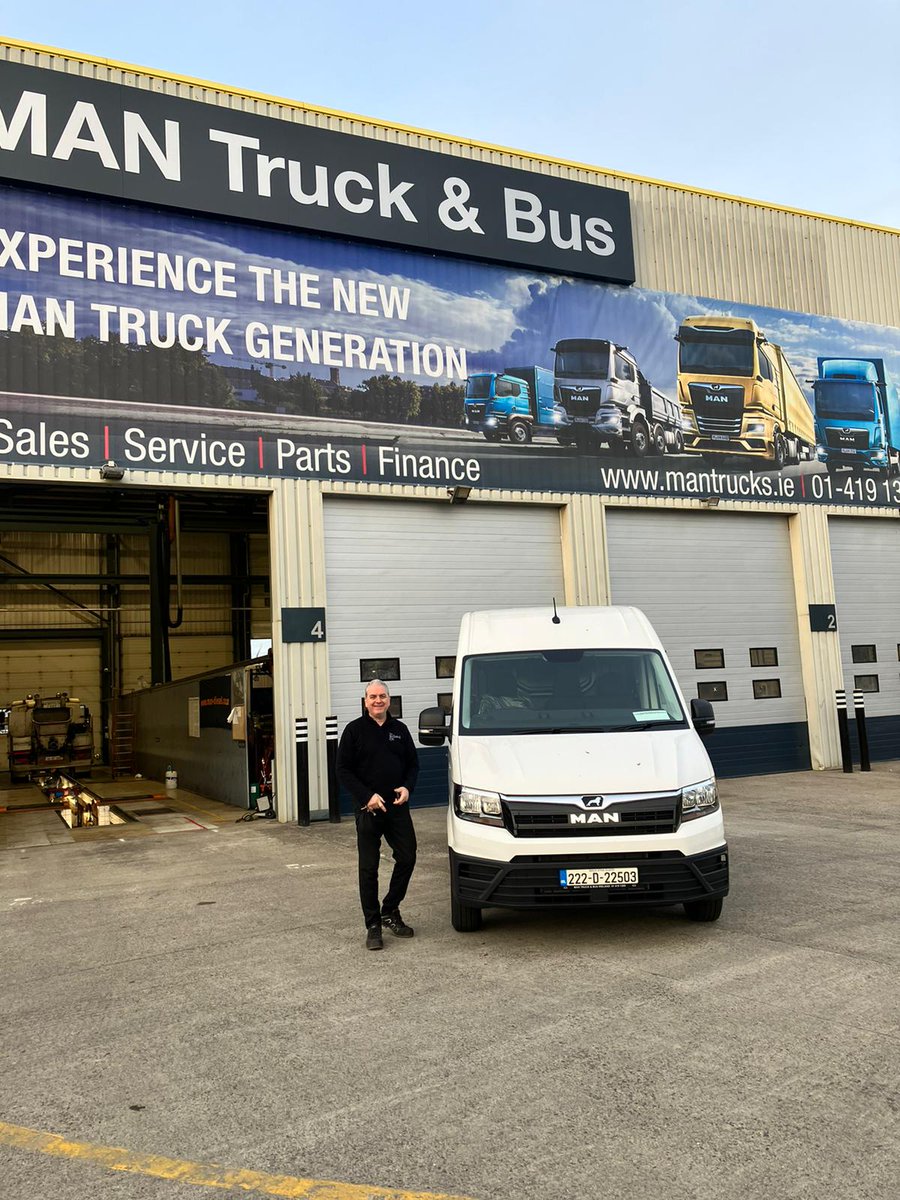 It's a new #MAN TGE 3.140 #van for @TheBilliardCo. A big thanks to John Benton, Darren and everyone at The Billiard Company for the business.