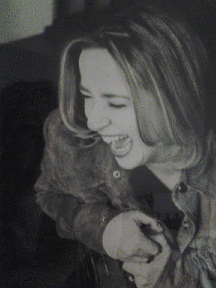 🖤 REMEMBERING 'Mama' Jo-Anna Downey, the #Canadian🇨🇦 #comedy genius who lost her young life to hideous #ALS (known as motor neuron disease #MND in the UK) #otd 2016 at the age of 50... 😢

#MND #ALS #ELA #SLA; so many names, the same cruel global killer without a cure!