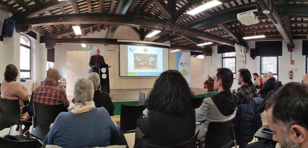 laias's tweet photo. Avui l'#Activalab a #Martorell :La força de treballar junts al Baix Llobregat com a palanca de transformació social amb l'activitat física i l'esport combinant la Intel.ligència col.lectiva distribuida i la potència d' #innovacióciutadana amb un pla estratègic + labs https://t.co/3l2f6dMTes